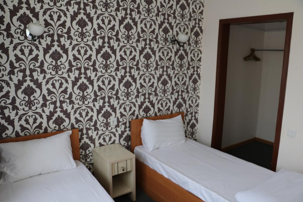 Aktau Hotel ภายนอก รูปภาพ