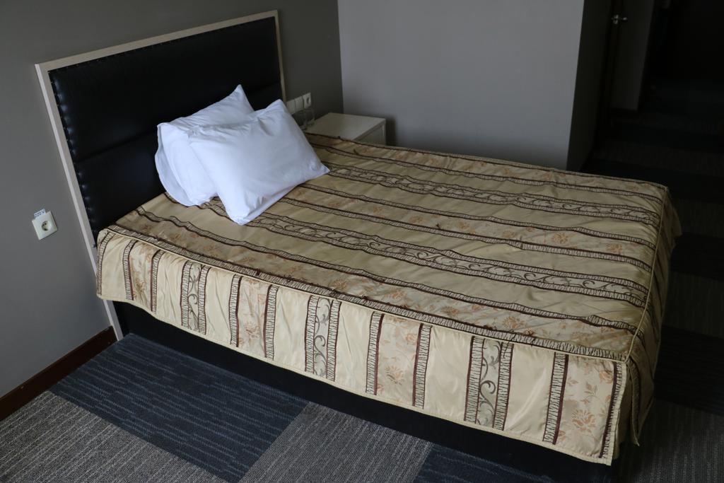 Aktau Hotel ภายนอก รูปภาพ