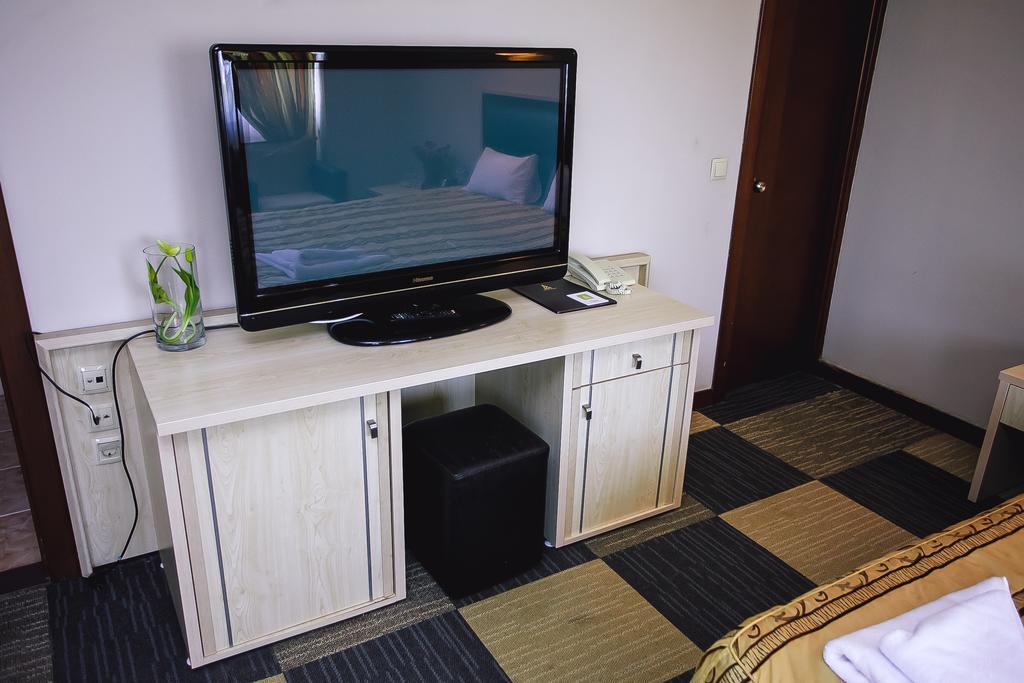 Aktau Hotel ภายนอก รูปภาพ